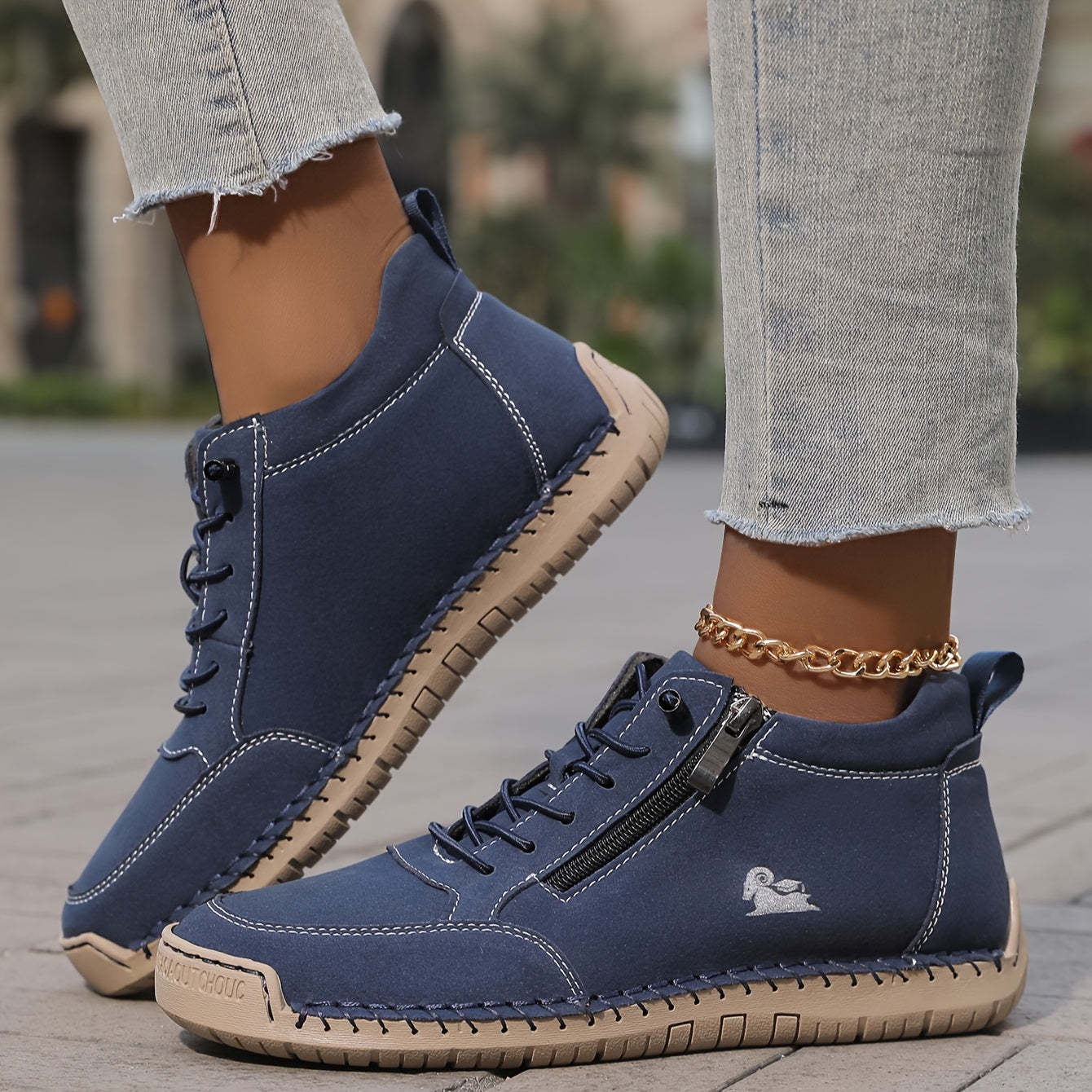 Émy™ | Comfort Sneakers for Therapeutic Relief